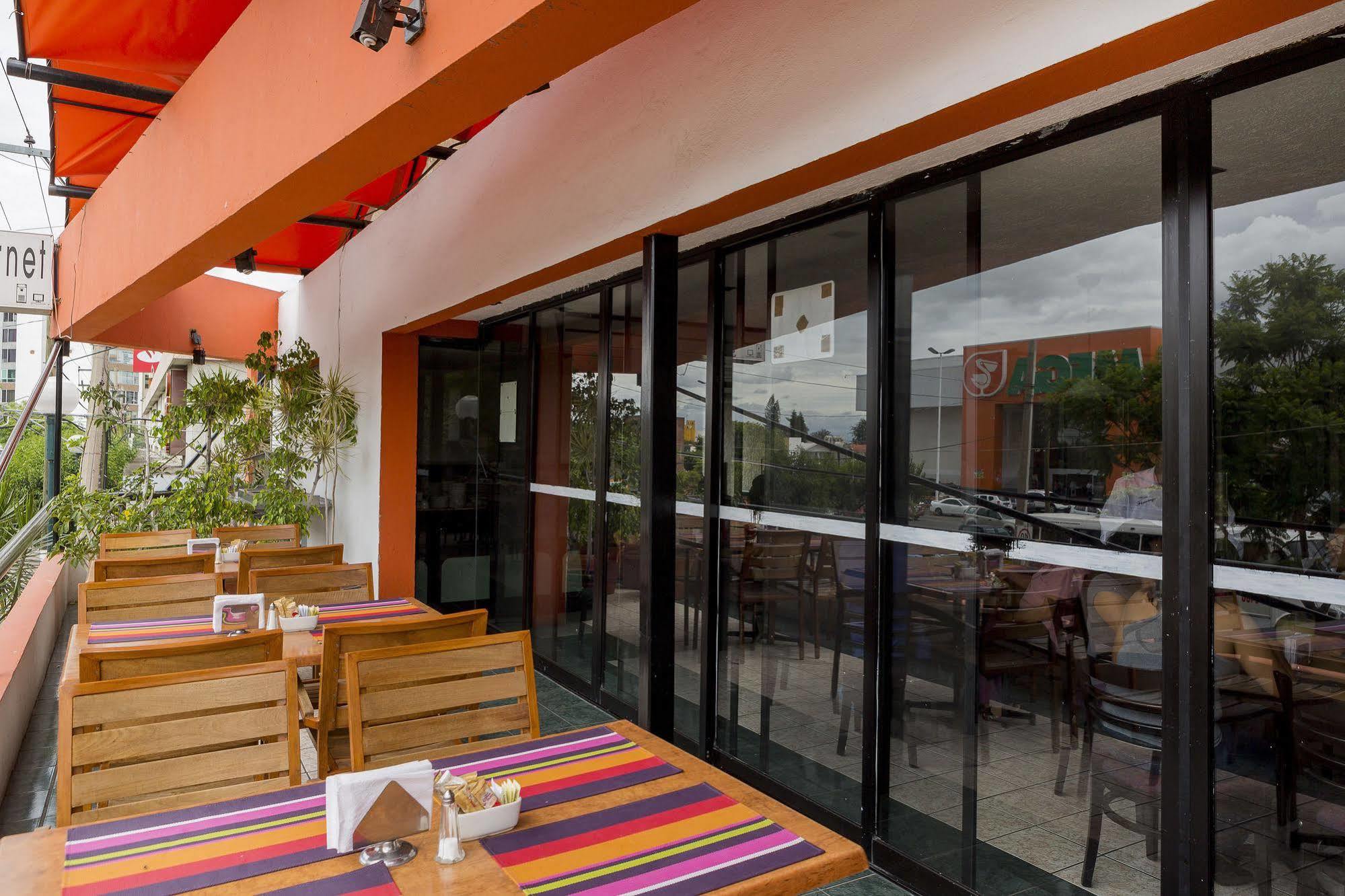 Hotel Flamingo Irapuato Exterior photo